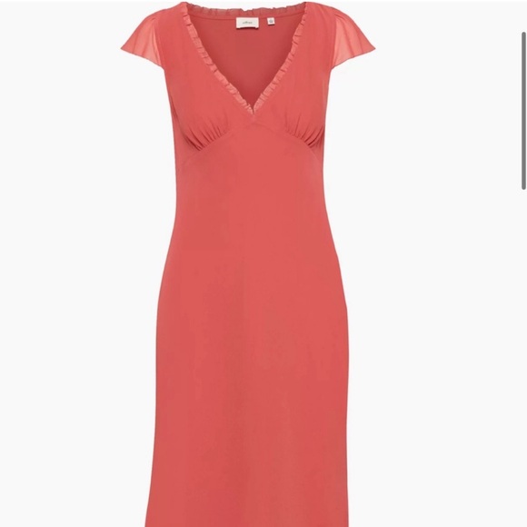 Wilfred Dresses & Skirts - Wilfred Camelot Dress in Rosy Red size 4 NWT!